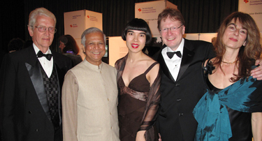 Bill Fenwick, Muhammad Yunus, Drue Kataoka, Peter Friess, Birgit Binner